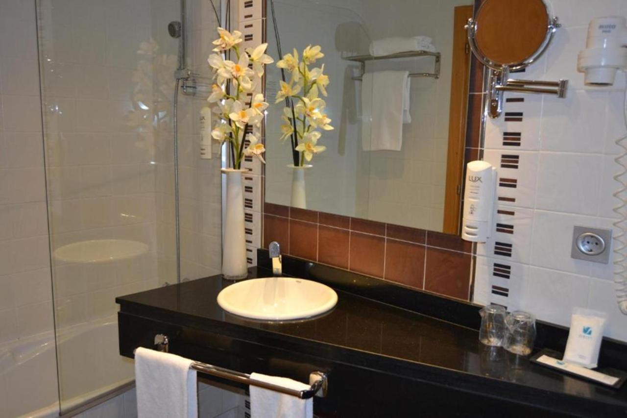 Spa Suites Odeon Narón المظهر الخارجي الصورة